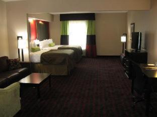 Best Western Plus Cushing Inn & Suites Room photo